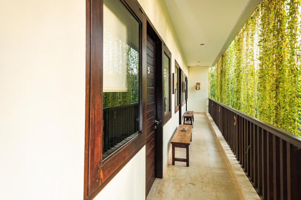 Reddoorz Hostel Near Gwk Main Gate Ungasan Esterno foto